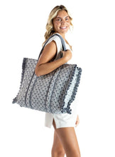 Load image into Gallery viewer, Quilted Tote Bag - Simply Southern
