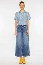 Load image into Gallery viewer, Nessa High Rise Crop Jeans