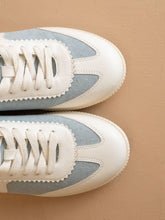 Load image into Gallery viewer, Kyla Denim Low Top Sneakers