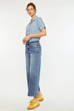 Load image into Gallery viewer, Nessa High Rise Crop Jeans