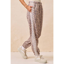 Load image into Gallery viewer, Leopard Track Pants