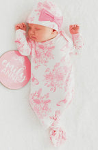 Load image into Gallery viewer, RuffleButts Sleep Gown &amp; Hat Set