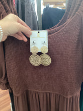 Load image into Gallery viewer, MD Earrings