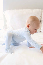 Load image into Gallery viewer, Baby Blue Bamboo Zipper Footie