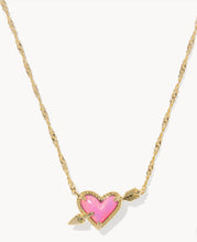 Load image into Gallery viewer, Kendra Scott Ari Heart Arrow Pendant