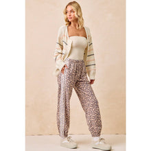 Load image into Gallery viewer, Leopard Track Pants