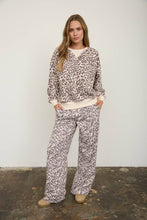 Load image into Gallery viewer, Leopard Boxy Top