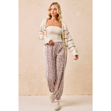 Load image into Gallery viewer, Leopard Track Pants
