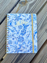 Load image into Gallery viewer, Lilly 17 Monthly Planner
