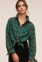 Load image into Gallery viewer, Classic L/S Plaid Shirt