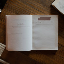 Load image into Gallery viewer, Pray Teen's Bible Study