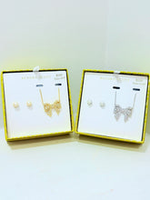 Load image into Gallery viewer, Krist Bow Ashton