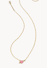 Load image into Gallery viewer, Kendra Scott Ari Heart Arrow Pendant