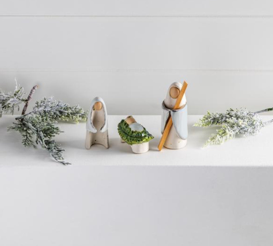 Mud Pie Nativity Ceramic Set