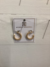 Load image into Gallery viewer, MD Earrings