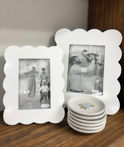 Large Scalloped Lacquer Frames