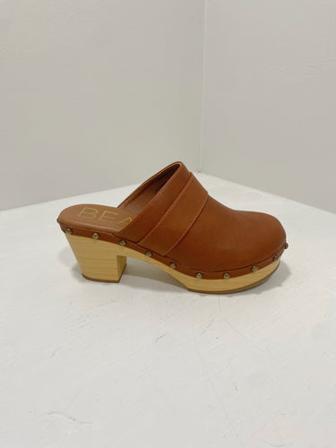 Delaney Heeled Clog