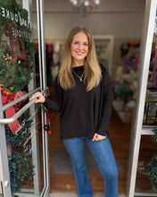 Load image into Gallery viewer, Z RIbbed Round Neck L/S Top