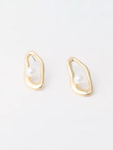 Load image into Gallery viewer, MD Earrings