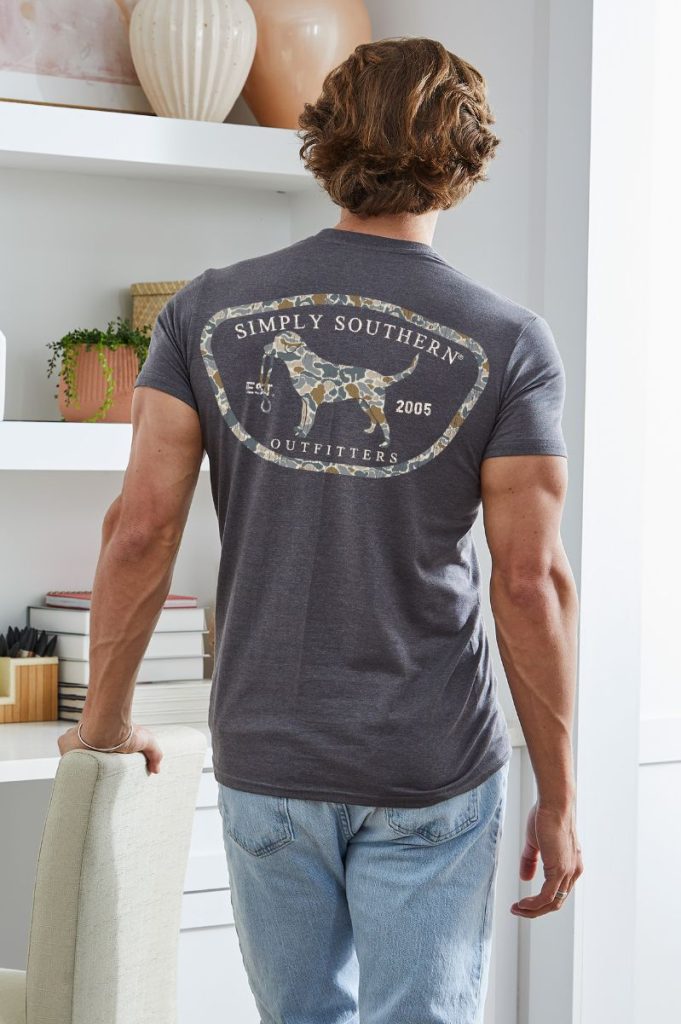 SS Mens Camo Dog Tee