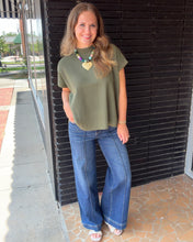 Load image into Gallery viewer, Z Boxy S/S Sweater