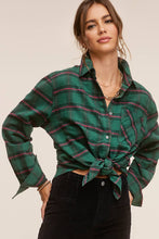 Load image into Gallery viewer, Classic L/S Plaid Shirt