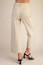 Load image into Gallery viewer, Colette Cropped Wide-Leg Scallop Pocket Detail Pants