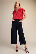 Load image into Gallery viewer, Colette Cropped Wide-Leg Scallop Pocket Detail Pants