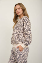 Load image into Gallery viewer, Leopard Boxy Top