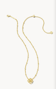 Kelly Short Pendant Necklace
